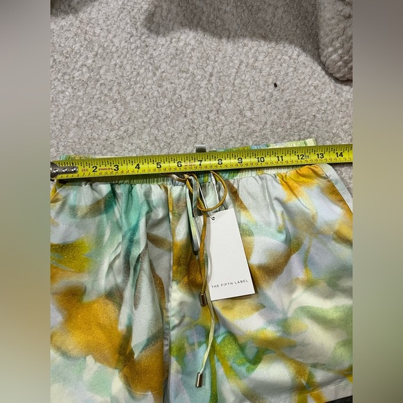 NWT SET - The Fifth Label organic script top & shorts graffiti floral - small - Picture 6 of 9